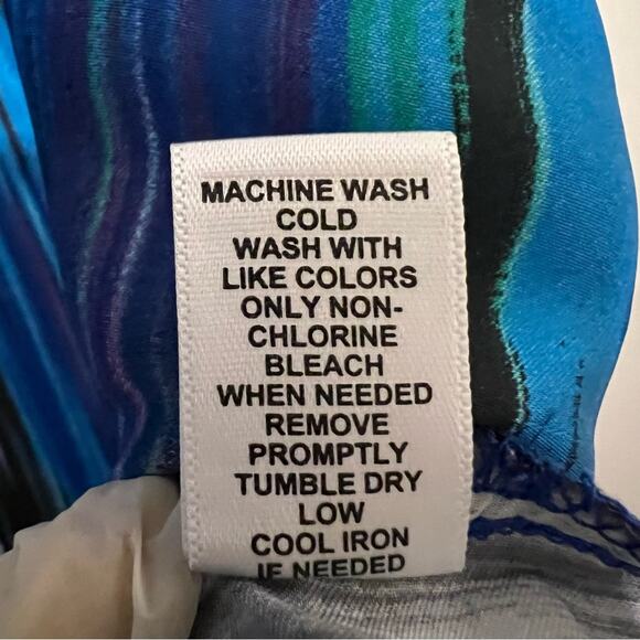 Cato V-neck Pull Over Blouse | Women’s Size Large - Picture 7 of 7